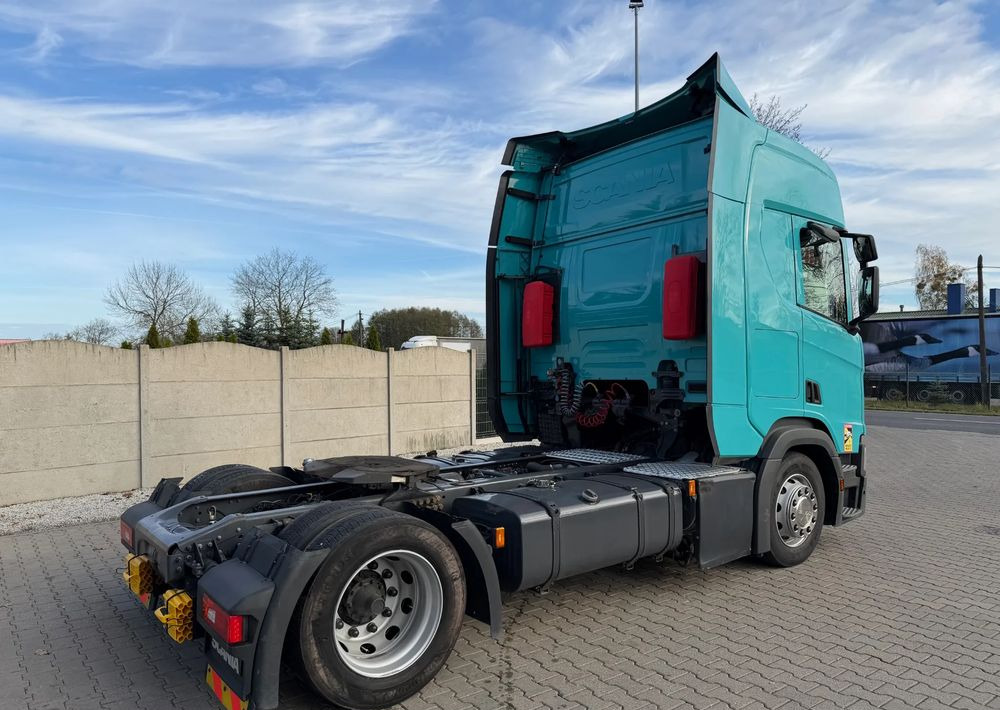 Scania R450 LowDeck, Mega - Tegljač: slika Scania R450 LowDeck, Mega - Tegljač Scania R450 LowDeck, Mega - Tegljač: slika Scania R450 LowDeck, Mega - Tegljač