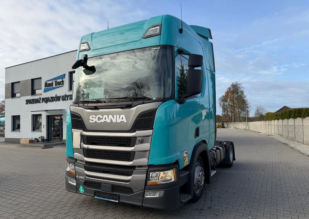Scania R450 LowDeck, Mega - Tegljač: slika Scania R450 LowDeck, Mega - Tegljač Scania R450 LowDeck, Mega - Tegljač: slika Scania R450 LowDeck, Mega - Tegljač