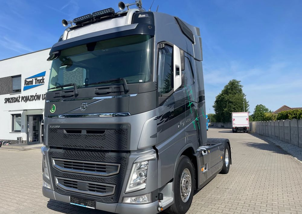 Volvo FH 460 - Tegljač: slika Volvo FH 460 - Tegljač Volvo FH 460 - Tegljač: slika Volvo FH 460 - Tegljač