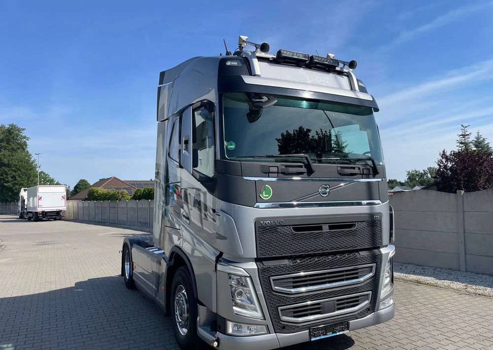 Volvo FH 460 - Tegljač: slika Volvo FH 460 - Tegljač Volvo FH 460 - Tegljač: slika Volvo FH 460 - Tegljač