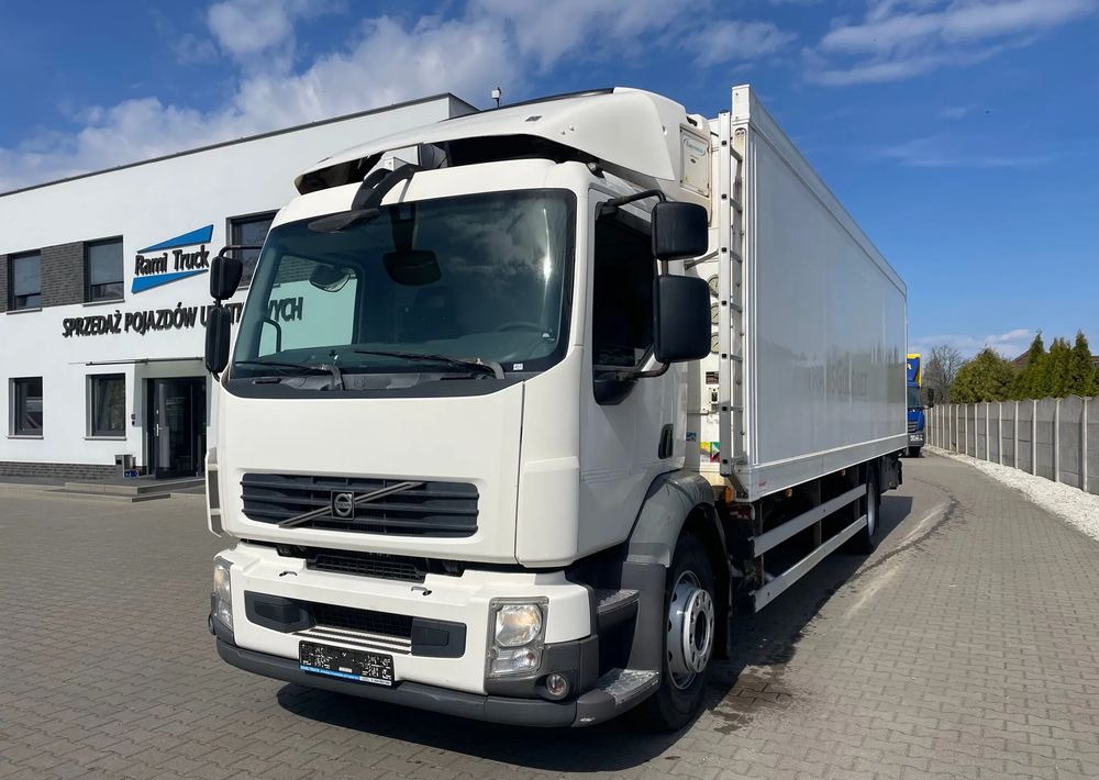 Volvo FL 18.260 CHŁODNIA, EURO 5! - Kamion hladnjača: slika Volvo FL 18.260 CHŁODNIA, EURO 5! - Kamion hladnjača Volvo FL 18.260 CHŁODNIA, EURO 5! - Kamion hladnjača: slika Volvo FL 18.260 CHŁODNIA, EURO 5! - Kamion hladnjača