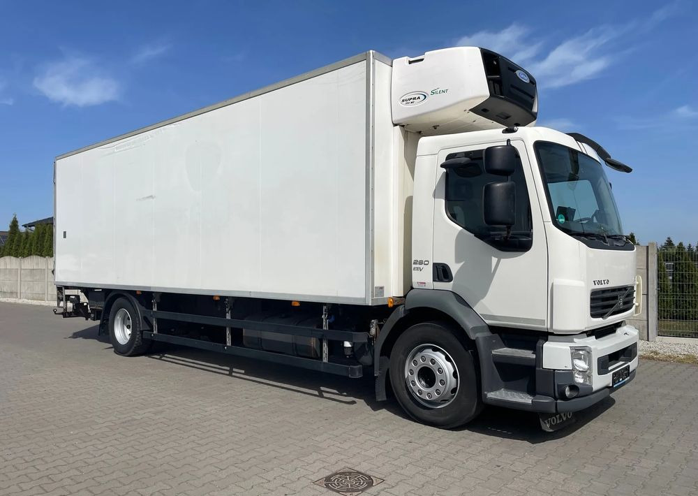 Volvo FL 18.260 CHŁODNIA, EURO 5 ! - Kamion hladnjača: slika Volvo FL 18.260 CHŁODNIA, EURO 5 ! - Kamion hladnjača Volvo FL 18.260 CHŁODNIA, EURO 5 ! - Kamion hladnjača: slika Volvo FL 18.260 CHŁODNIA, EURO 5 ! - Kamion hladnjača