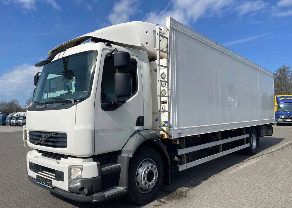 Volvo FL 18.260 CHŁODNIA, EURO 5! - Kamion hladnjača: slika  Volvo FL 18.260 CHŁODNIA, EURO 5! - Kamion hladnjača Volvo FL 18.260 CHŁODNIA, EURO 5! - Kamion hladnjača: slika  Volvo FL 18.260 CHŁODNIA, EURO 5! - Kamion hladnjača