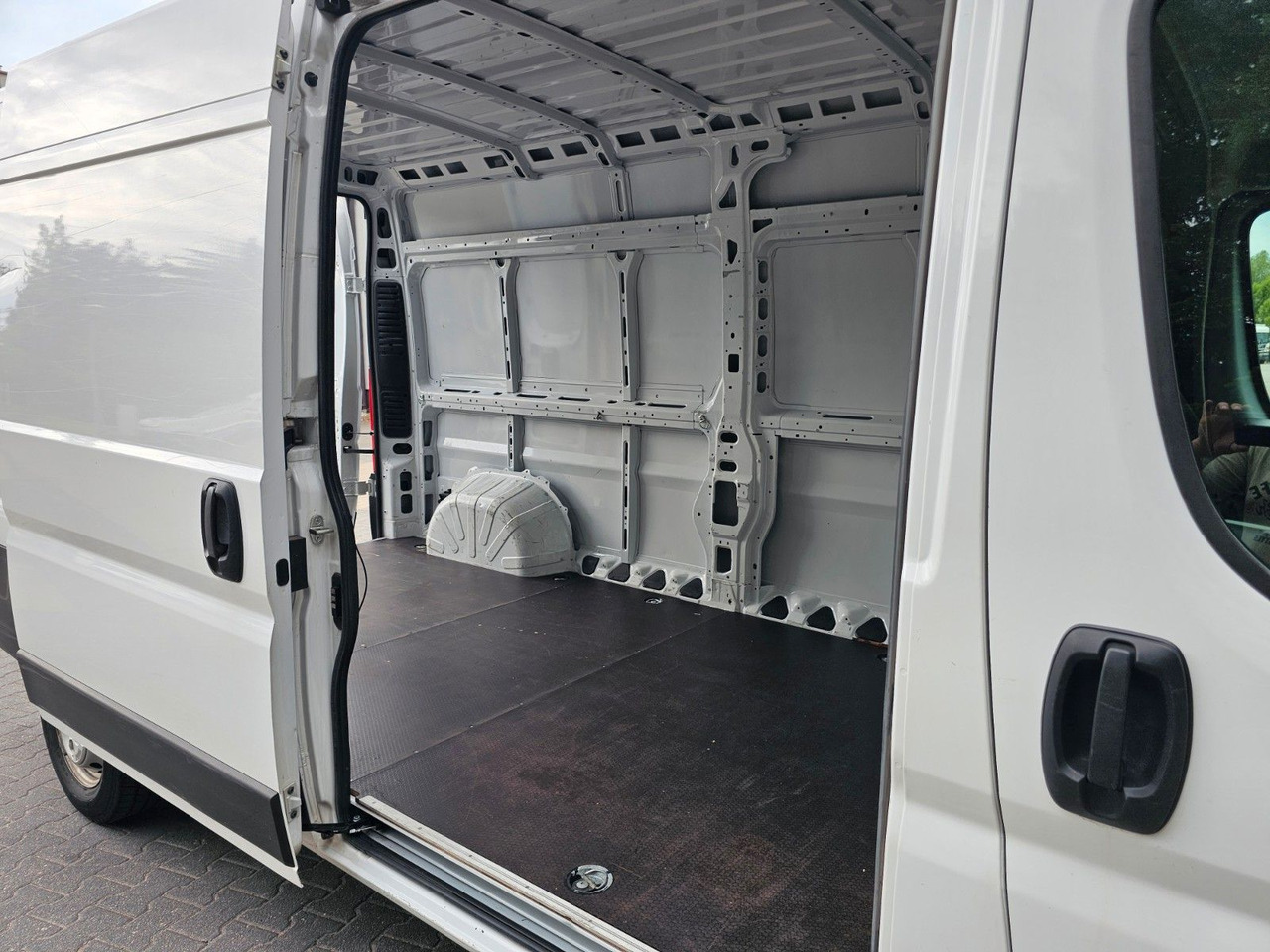 Opel MOVANO DUCATO L3H2 erst 35tkm Leichter unfall - Furgon: slika Opel MOVANO DUCATO L3H2 erst 35tkm Leichter unfall - Furgon Opel MOVANO DUCATO L3H2 erst 35tkm Leichter unfall - Furgon: slika Opel MOVANO DUCATO L3H2 erst 35tkm Leichter unfall - Furgon