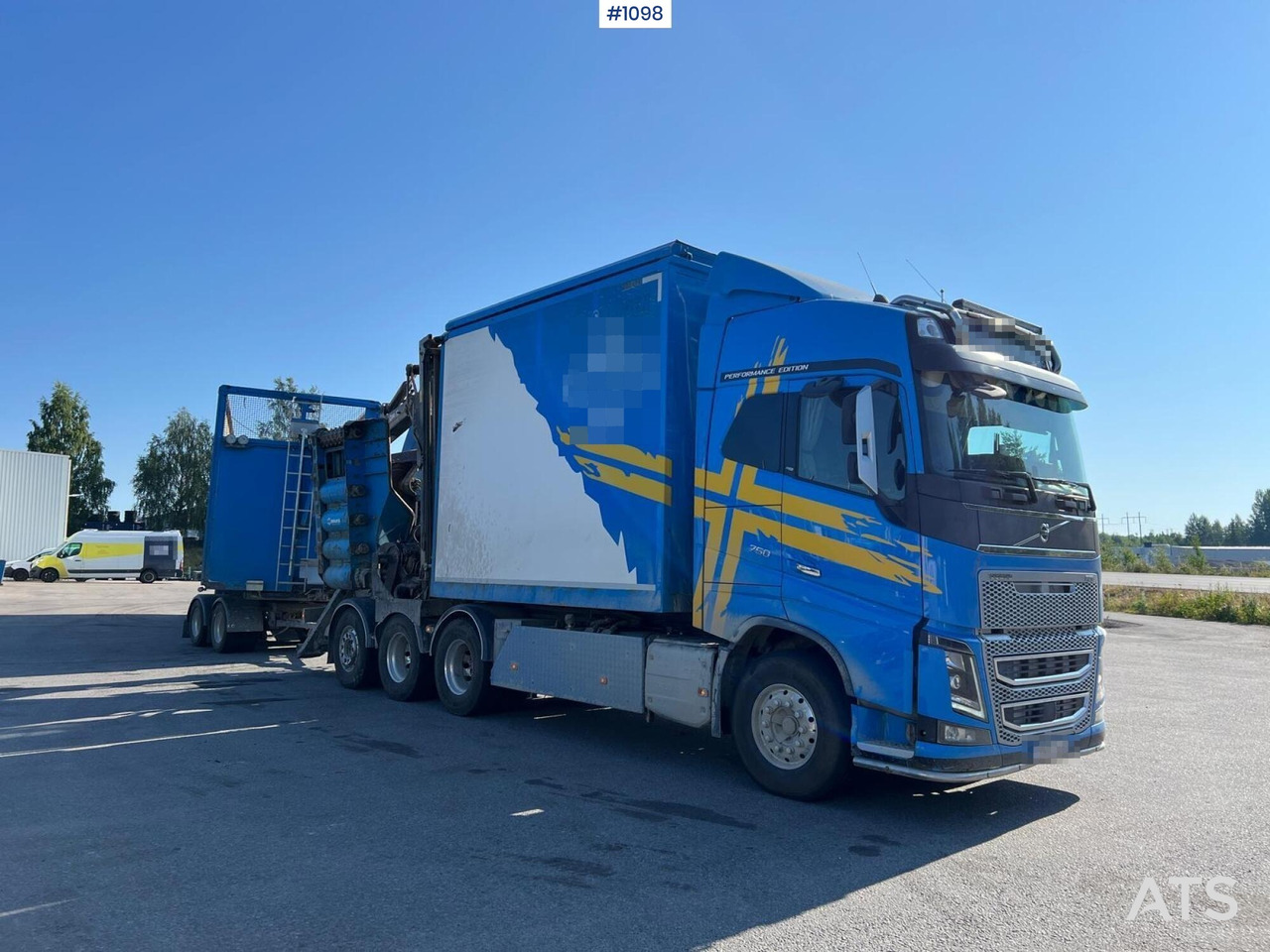 Volvo FH16 8*4 Flishugg - Drobilica za drvo: slika Volvo FH16 8*4 Flishugg - Drobilica za drvo Volvo FH16 8*4 Flishugg - Drobilica za drvo: slika Volvo FH16 8*4 Flishugg - Drobilica za drvo