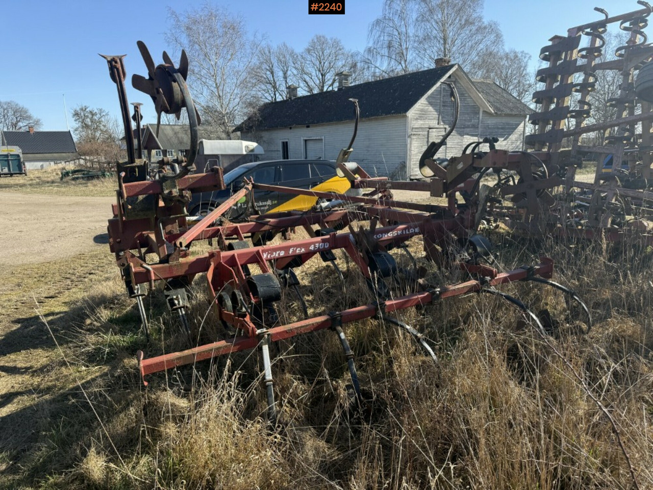 Cultivator Kongskilde Vibro Flex 4300 - Oprema za obradu tla: slika Cultivator Kongskilde Vibro Flex 4300 - Oprema za obradu tla Cultivator Kongskilde Vibro Flex 4300 - Oprema za obradu tla: slika Cultivator Kongskilde Vibro Flex 4300 - Oprema za obradu tla