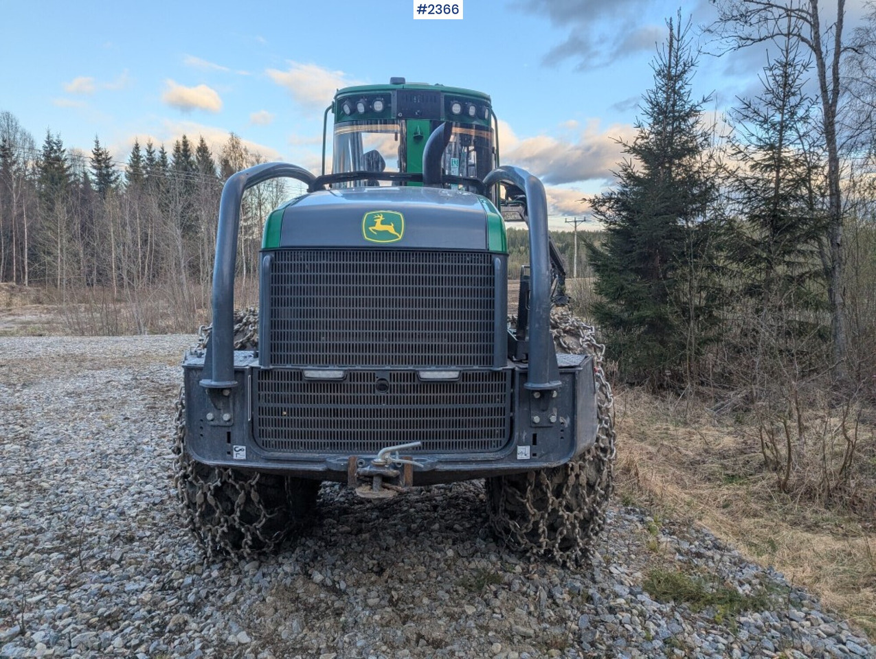 Harvester John Deere 1170G - Kombajn za šumarstvo: slika Harvester John Deere 1170G - Kombajn za šumarstvo Harvester John Deere 1170G - Kombajn za šumarstvo: slika Harvester John Deere 1170G - Kombajn za šumarstvo