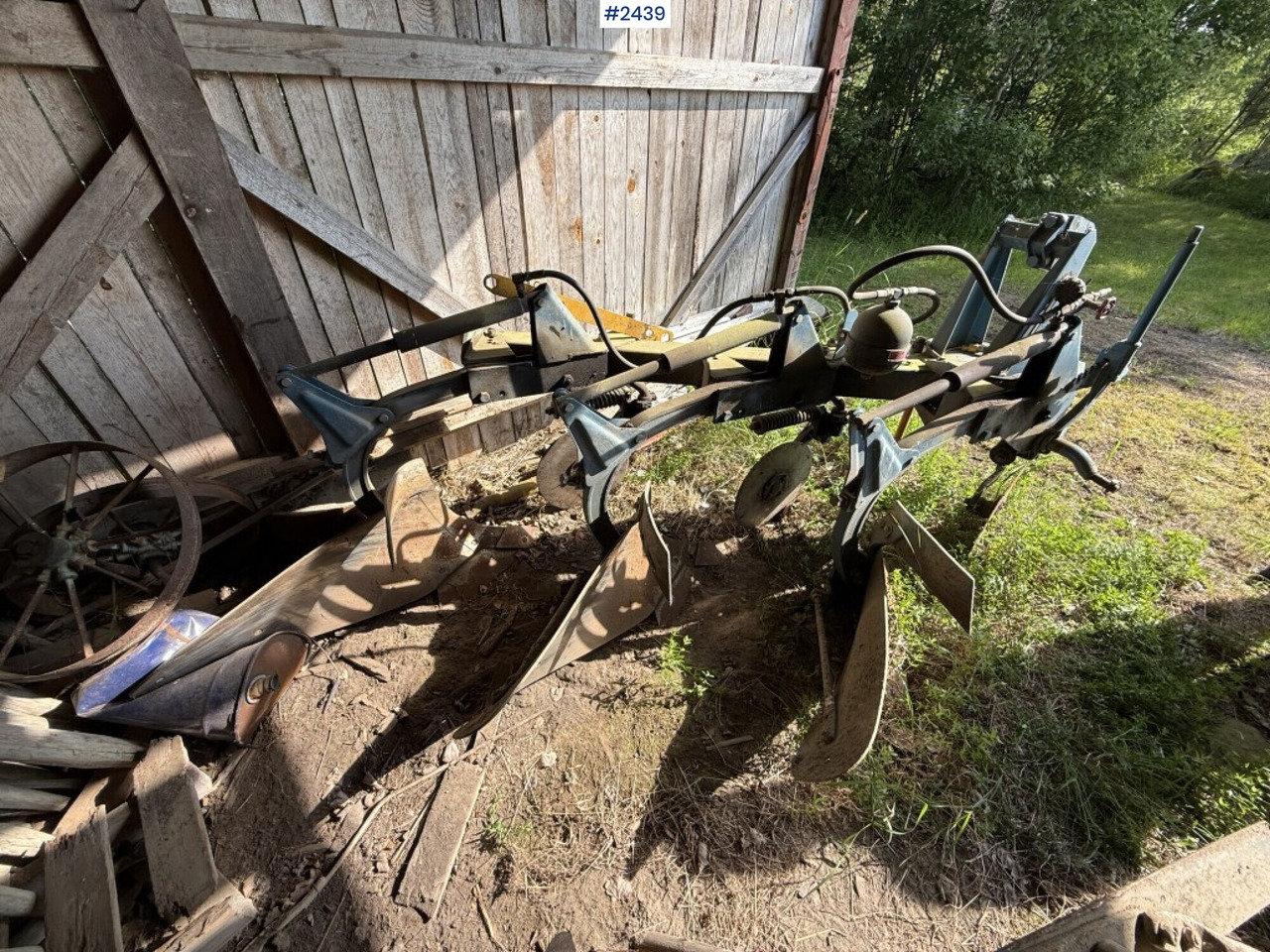 Plow 3 furrow Överum B387 - Oprema za obradu tla: slika Plow 3 furrow Överum B387 - Oprema za obradu tla Plow 3 furrow Överum B387 - Oprema za obradu tla: slika Plow 3 furrow Överum B387 - Oprema za obradu tla