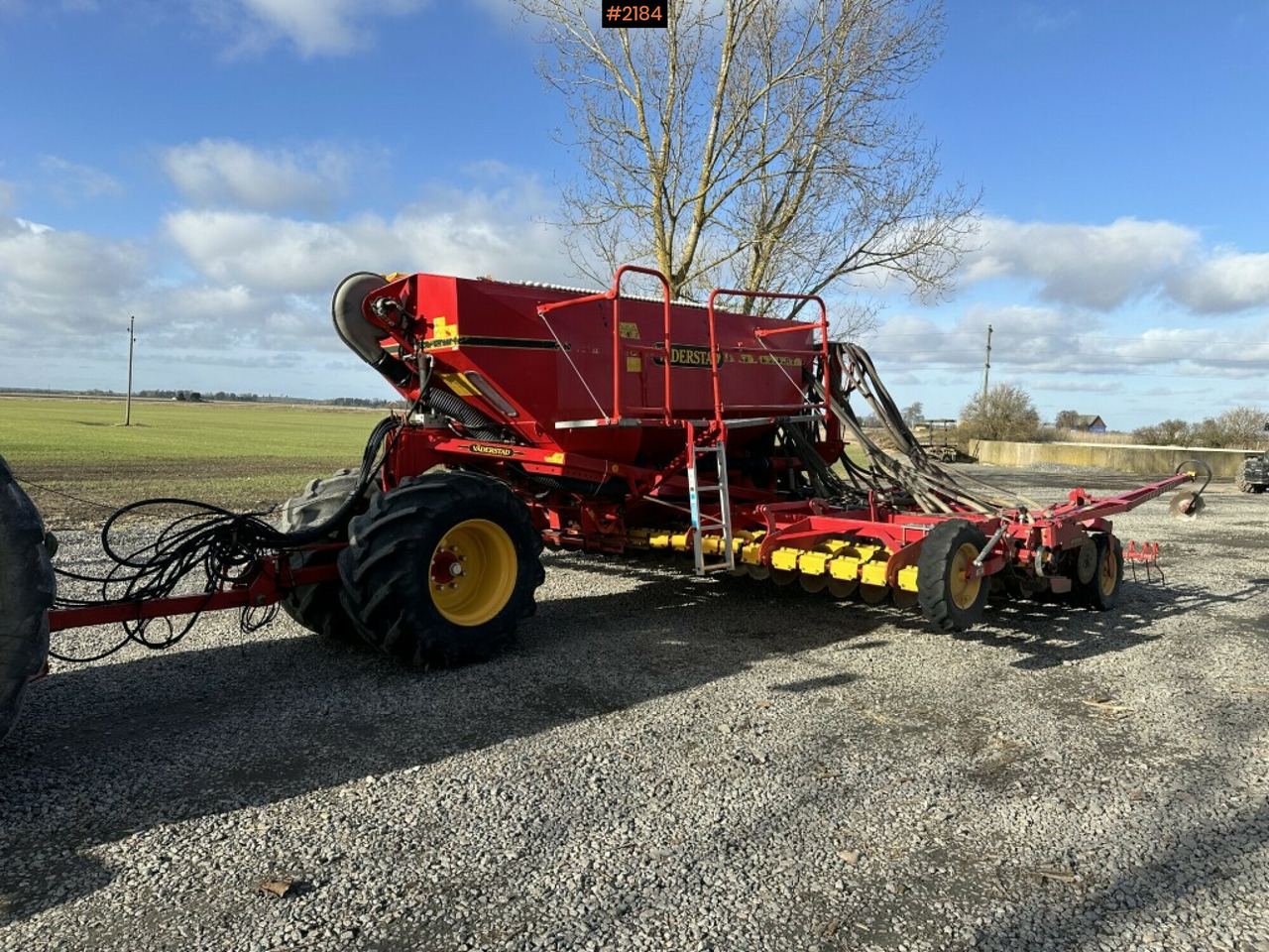 Seed drill Väderstad Rapid A RDA 600 C - Sijačica: slika Seed drill Väderstad Rapid A RDA 600 C - Sijačica Seed drill Väderstad Rapid A RDA 600 C - Sijačica: slika Seed drill Väderstad Rapid A RDA 600 C - Sijačica