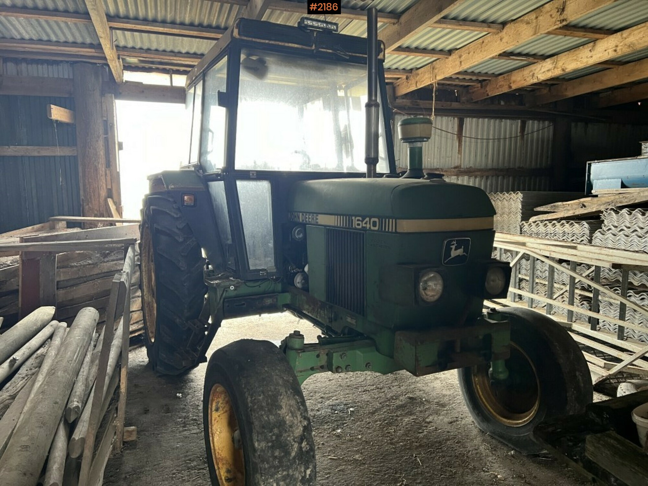 Tractor John Deere 1640 Hilo - Traktor: slika Tractor John Deere 1640 Hilo - Traktor Tractor John Deere 1640 Hilo - Traktor: slika Tractor John Deere 1640 Hilo - Traktor