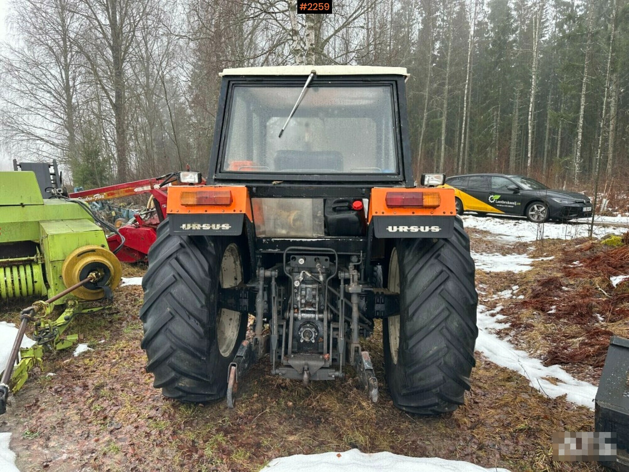 Tractor Ursus C385 Deluxe! with loader and implements - Traktor: slika Tractor Ursus C385 Deluxe! with loader and implements - Traktor Tractor Ursus C385 Deluxe! with loader and implements - Traktor: slika Tractor Ursus C385 Deluxe! with loader and implements - Traktor