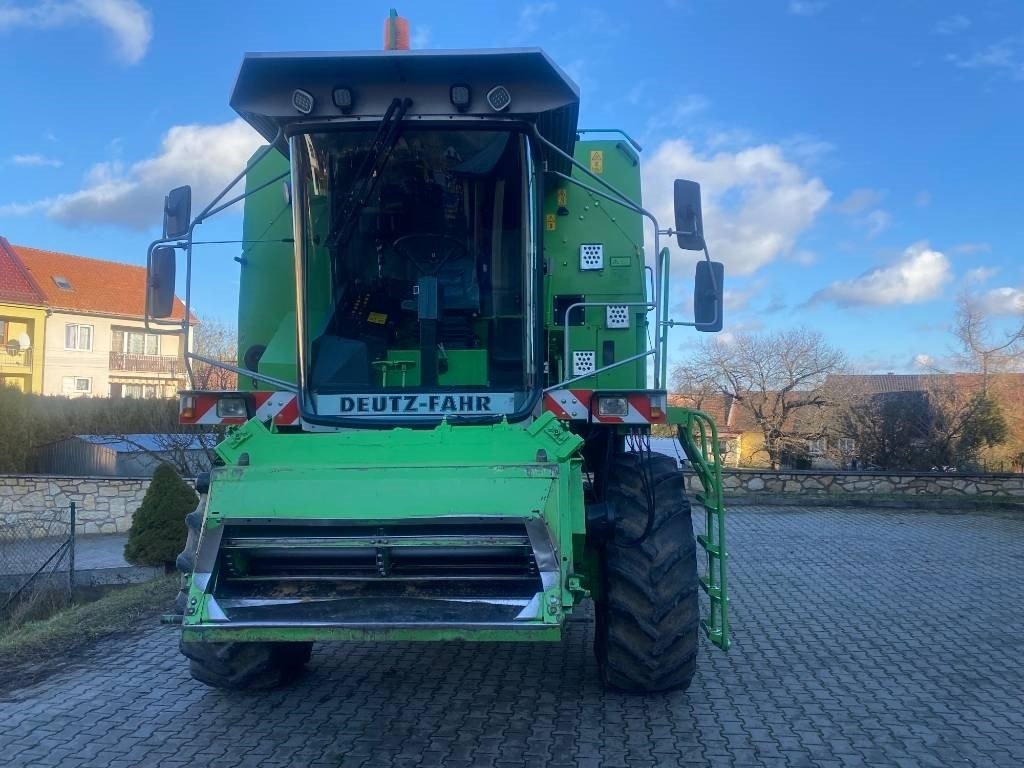 Deutz-fahr Topliner 4090 HTS - Kombajn za žetvu: slika Deutz-fahr Topliner 4090 HTS - Kombajn za žetvu Deutz-fahr Topliner 4090 HTS - Kombajn za žetvu: slika Deutz-fahr Topliner 4090 HTS - Kombajn za žetvu