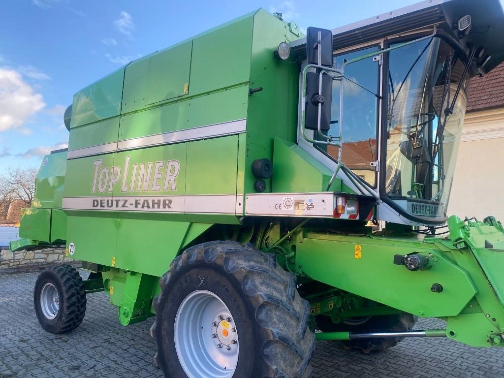 Deutz-fahr Topliner 4090 HTS - Kombajn za žetvu: slika Deutz-fahr Topliner 4090 HTS - Kombajn za žetvu Deutz-fahr Topliner 4090 HTS - Kombajn za žetvu: slika Deutz-fahr Topliner 4090 HTS - Kombajn za žetvu