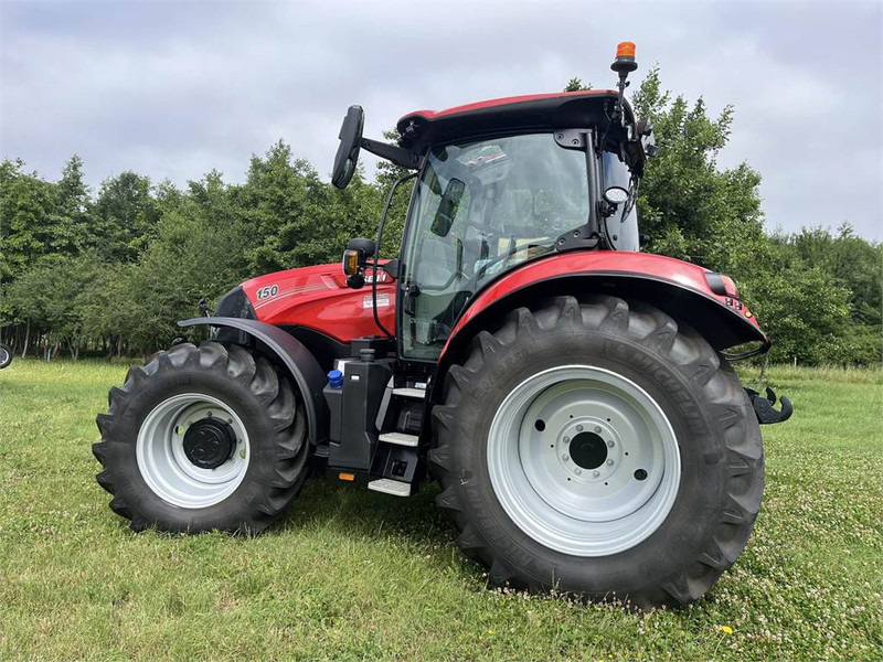 Case IH Maxxum 150 CVX Drive - Traktor: slika Case IH Maxxum 150 CVX Drive - Traktor Case IH Maxxum 150 CVX Drive - Traktor: slika Case IH Maxxum 150 CVX Drive - Traktor