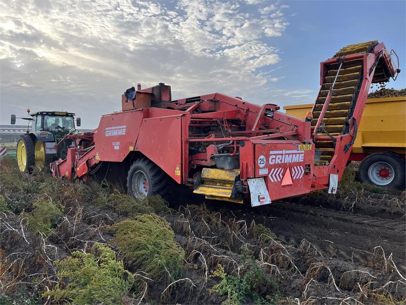 Grimme GV 3000 - Kombajn za krumpir: slika Grimme GV 3000 - Kombajn za krumpir Grimme GV 3000 - Kombajn za krumpir: slika Grimme GV 3000 - Kombajn za krumpir