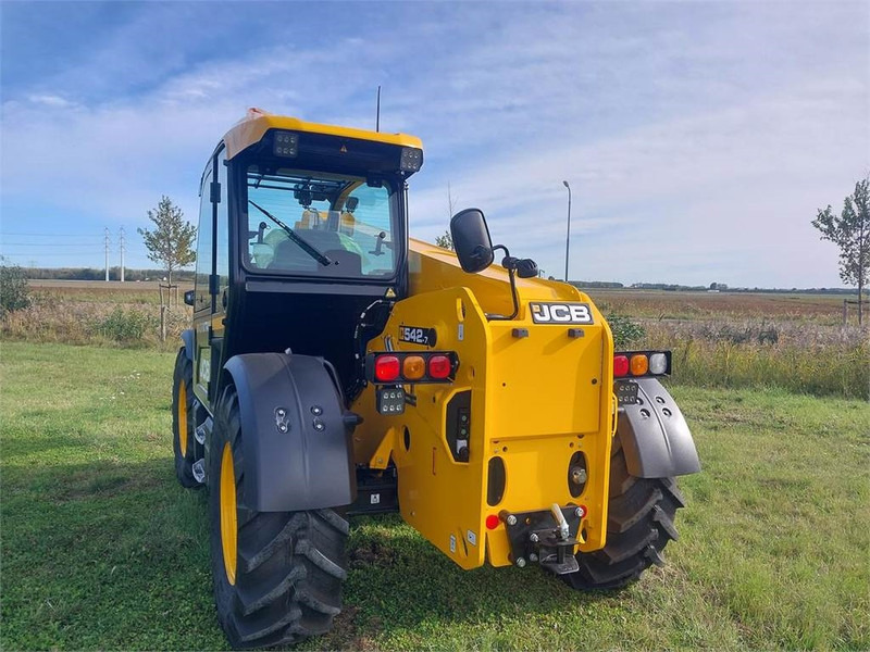 JCB 542-70 AgriXtra DTVT - Teleskopski rukovatelj: slika JCB 542-70 AgriXtra DTVT - Teleskopski rukovatelj JCB 542-70 AgriXtra DTVT - Teleskopski rukovatelj: slika JCB 542-70 AgriXtra DTVT - Teleskopski rukovatelj