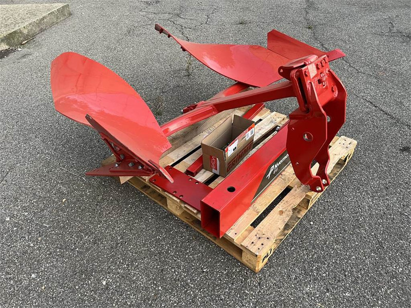 Kverneland EG 100-300 - Plug: slika Kverneland EG 100-300 - Plug Kverneland EG 100-300 - Plug: slika Kverneland EG 100-300 - Plug
