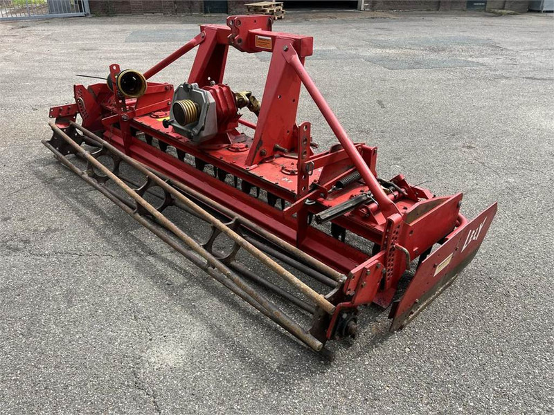 Lely 300-22 - Roto drljača: slika Lely 300-22 - Roto drljača Lely 300-22 - Roto drljača: slika Lely 300-22 - Roto drljača