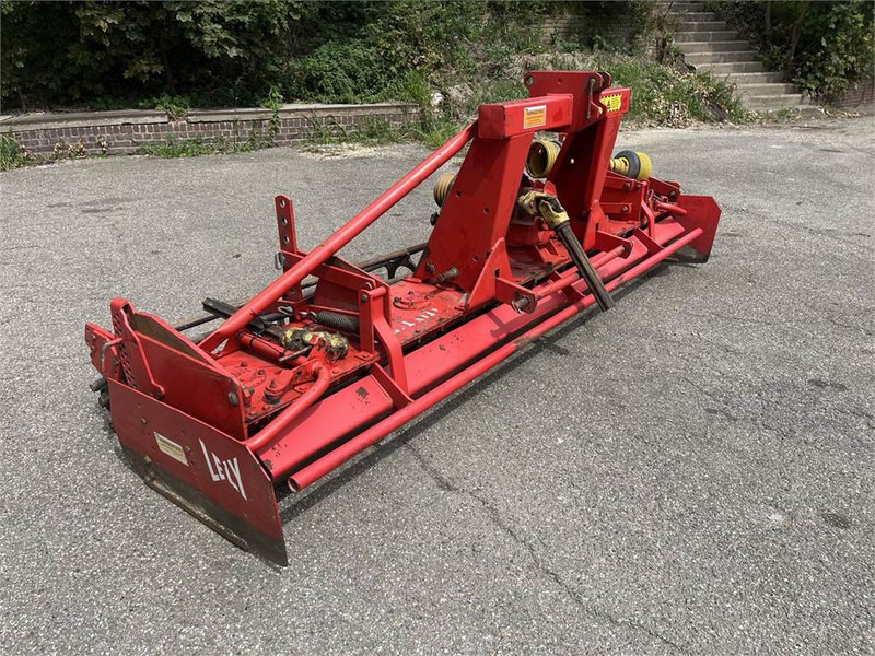 Lely 300-22 - Roto drljača: slika Lely 300-22 - Roto drljača Lely 300-22 - Roto drljača: slika Lely 300-22 - Roto drljača
