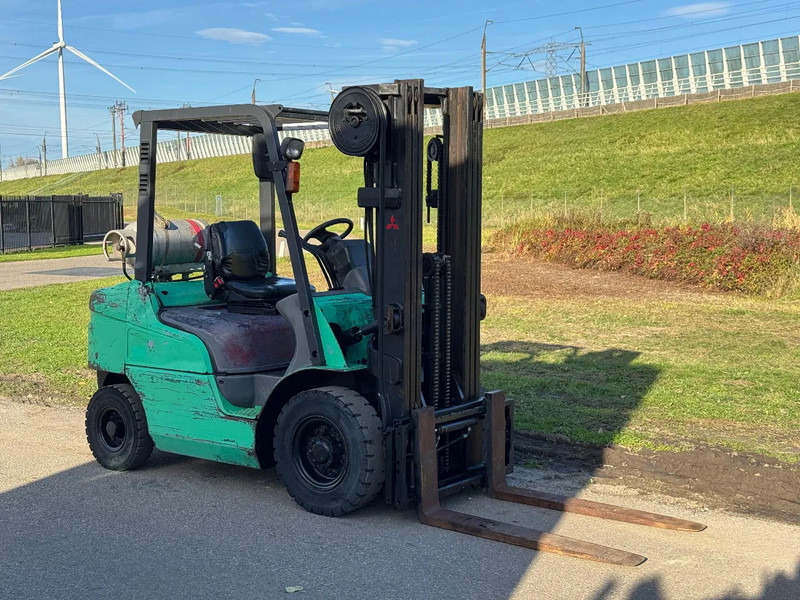 Mitsubishi Triplo Freelift FG25N - Viličar: slika Mitsubishi Triplo Freelift FG25N - Viličar Mitsubishi Triplo Freelift FG25N - Viličar: slika Mitsubishi Triplo Freelift FG25N - Viličar