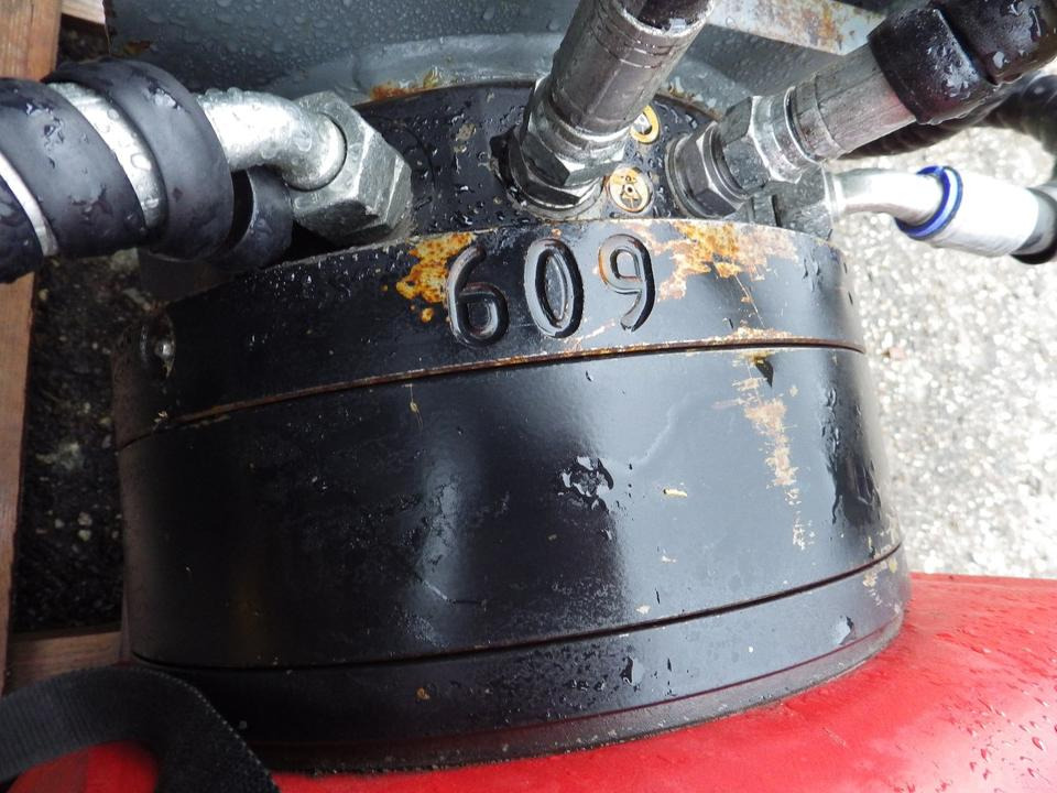 Holzgreifer/Sortiergreifer mit Thumm 609 MS08 optional - Grajfer: slika Holzgreifer/Sortiergreifer mit Thumm 609 MS08 optional - Grajfer Holzgreifer/Sortiergreifer mit Thumm 609 MS08 optional - Grajfer: slika Holzgreifer/Sortiergreifer mit Thumm 609 MS08 optional - Grajfer