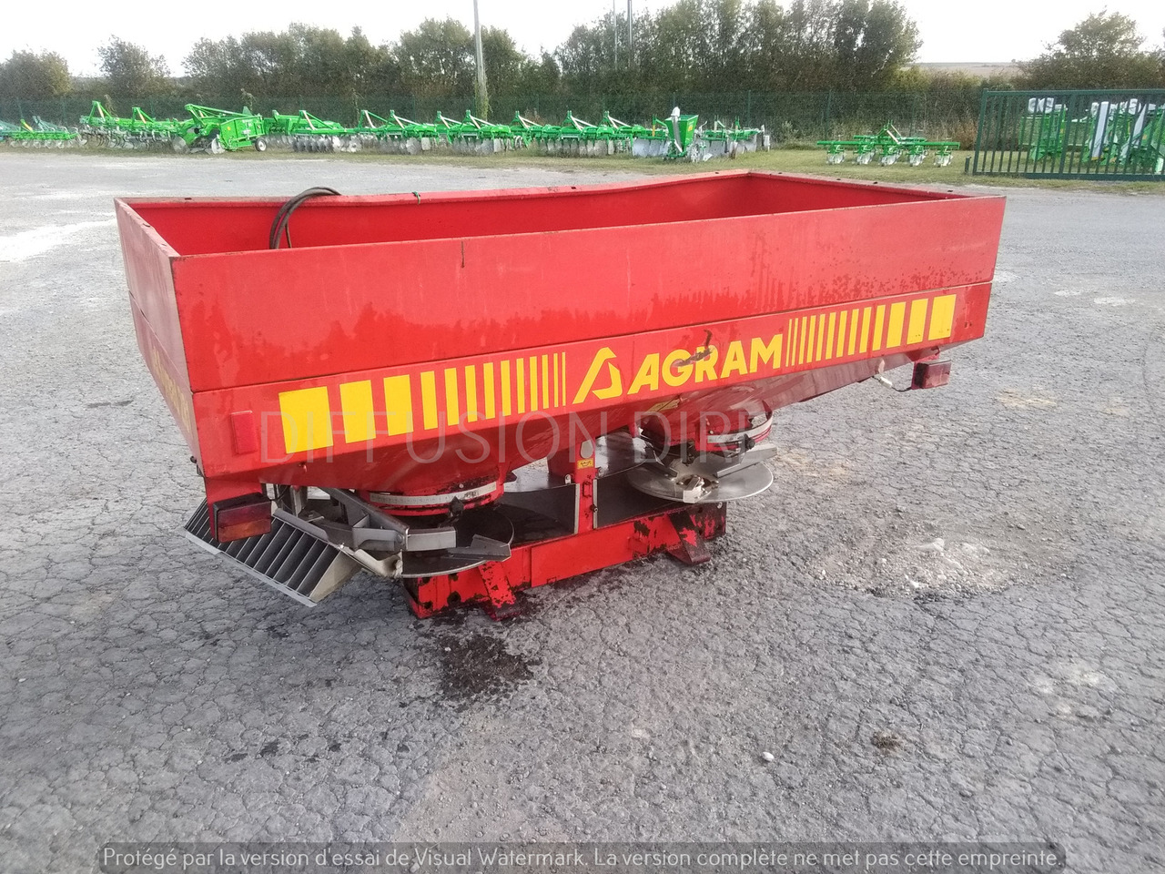 AGRAM DISTRIBUTEUR D'ENGRAIS JET SPREAD 281 - Rasipač gnojiva: slika AGRAM DISTRIBUTEUR D'ENGRAIS JET SPREAD 281 - Rasipač gnojiva AGRAM DISTRIBUTEUR D'ENGRAIS JET SPREAD 281 - Rasipač gnojiva: slika AGRAM DISTRIBUTEUR D'ENGRAIS JET SPREAD 281 - Rasipač gnojiva