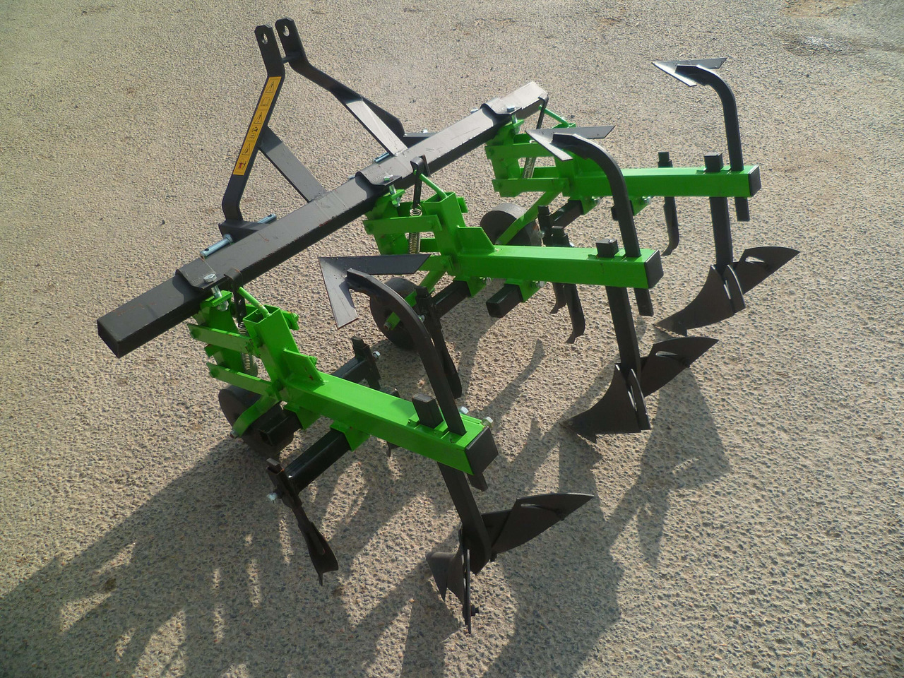 BOMET Bineuse Butteuse 2 rangs NORMA - Oprema za obradu tla: slika BOMET Bineuse Butteuse 2 rangs NORMA - Oprema za obradu tla BOMET Bineuse Butteuse 2 rangs NORMA - Oprema za obradu tla: slika BOMET Bineuse Butteuse 2 rangs NORMA - Oprema za obradu tla