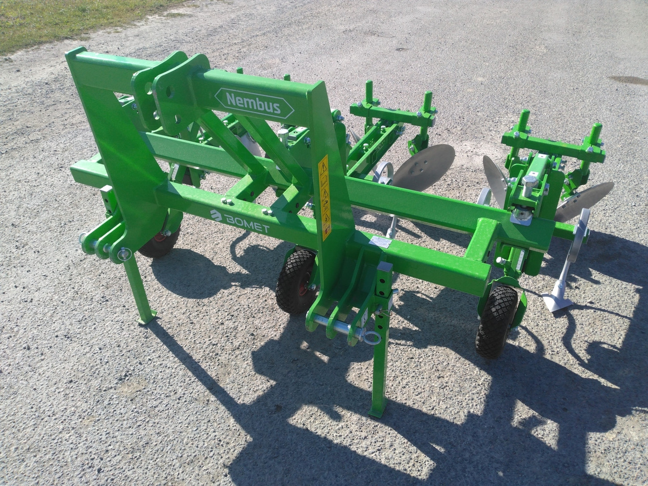 BOMET Butteuse à disques 2 rangs NEMBUS - Oprema za obradu tla: slika BOMET Butteuse à disques 2 rangs NEMBUS - Oprema za obradu tla BOMET Butteuse à disques 2 rangs NEMBUS - Oprema za obradu tla: slika BOMET Butteuse à disques 2 rangs NEMBUS - Oprema za obradu tla