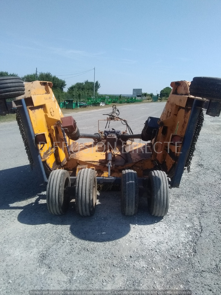 BOMFORD BROYEUR A AXE HORIZONTAL TRI WING 4600 - Vrtna kosilica: slika BOMFORD BROYEUR A AXE HORIZONTAL TRI WING 4600 - Vrtna kosilica BOMFORD BROYEUR A AXE HORIZONTAL TRI WING 4600 - Vrtna kosilica: slika BOMFORD BROYEUR A AXE HORIZONTAL TRI WING 4600 - Vrtna kosilica