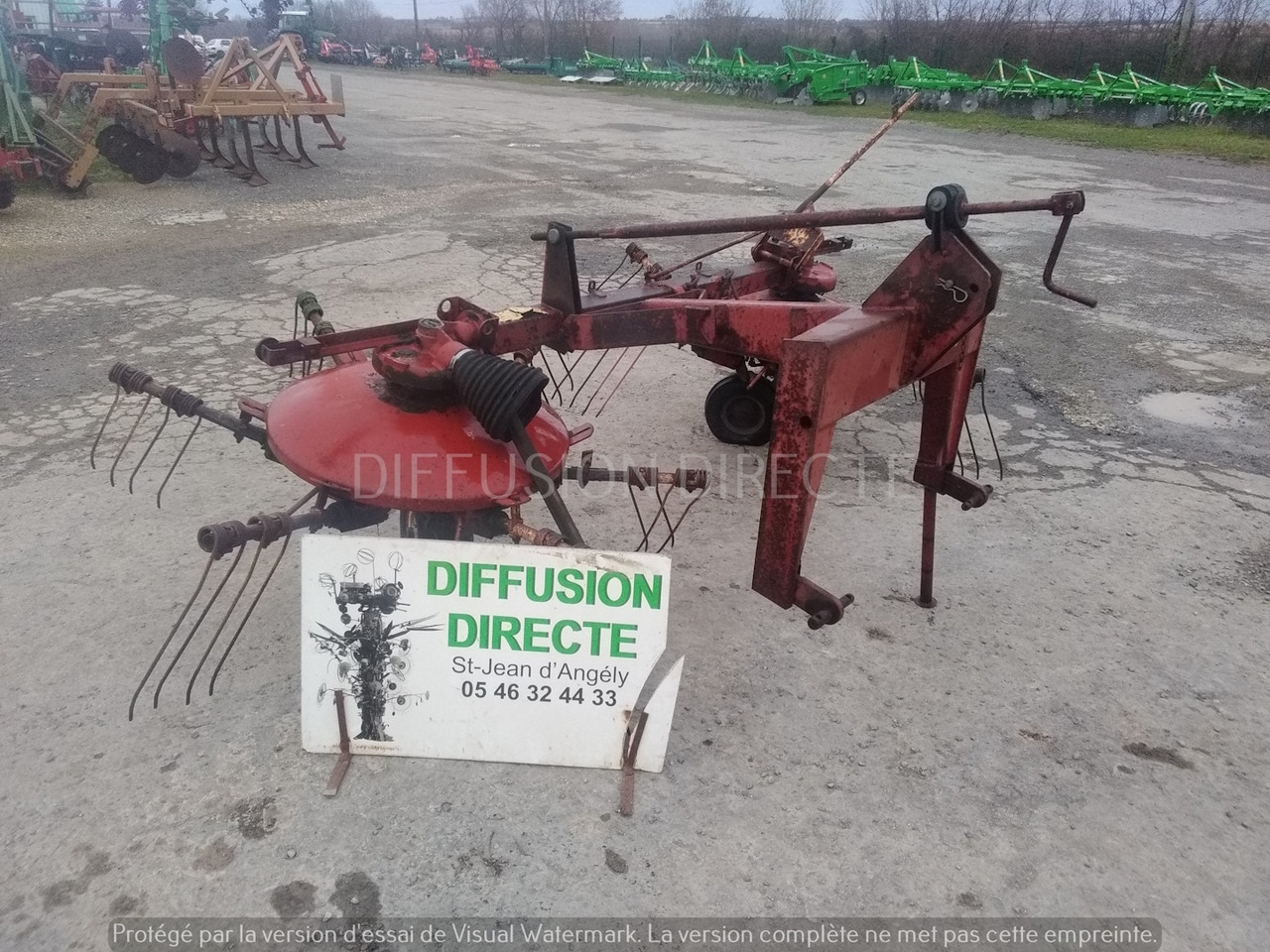 NC FANEUR 350 - Prevrtač sijena/ Grabulje: slika NC FANEUR 350 - Prevrtač sijena/ Grabulje NC FANEUR 350 - Prevrtač sijena/ Grabulje: slika NC FANEUR 350 - Prevrtač sijena/ Grabulje