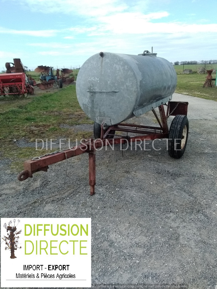 TONNE A EAU 1500 - Prikolica cisterna: slika TONNE A EAU 1500 - Prikolica cisterna TONNE A EAU 1500 - Prikolica cisterna: slika TONNE A EAU 1500 - Prikolica cisterna