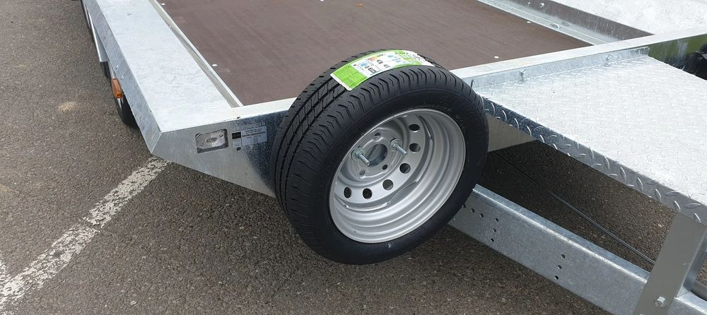 TEMARED BUILDER 3 4018 S 3 oś - Prikolica za radne strojeve: slika TEMARED BUILDER 3 4018 S 3 oś - Prikolica za radne strojeve TEMARED BUILDER 3 4018 S 3 oś - Prikolica za radne strojeve: slika TEMARED BUILDER 3 4018 S 3 oś - Prikolica za radne strojeve