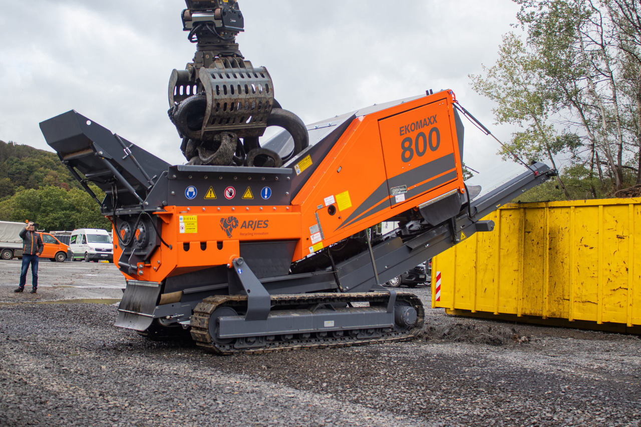 Industrijski šreder Arjes EKOMAXX 800: slika Industrijski šreder Arjes EKOMAXX 800 Industrijski šreder Arjes EKOMAXX 800: slika Industrijski šreder Arjes EKOMAXX 800