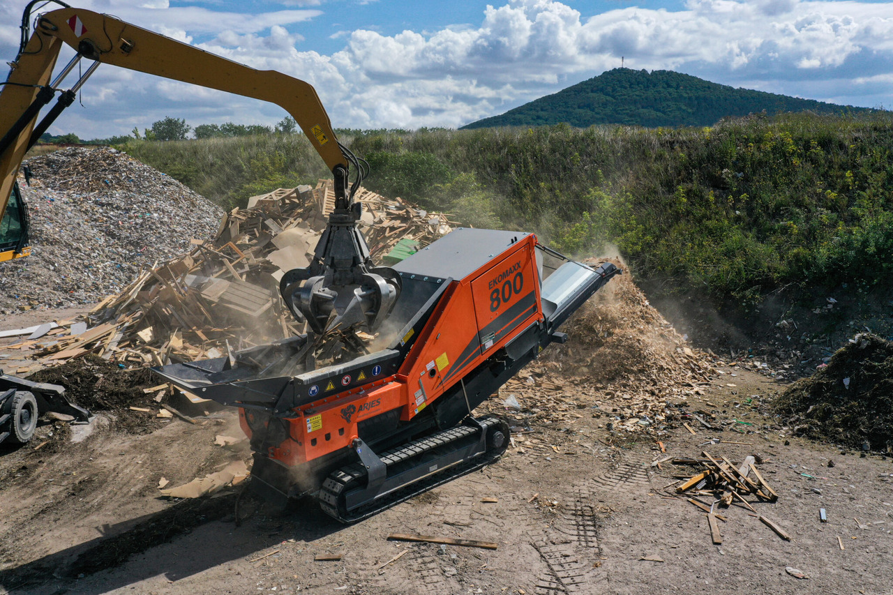 Industrijski šreder Arjes EKOMAXX 800: slika Industrijski šreder Arjes EKOMAXX 800 Industrijski šreder Arjes EKOMAXX 800: slika Industrijski šreder Arjes EKOMAXX 800