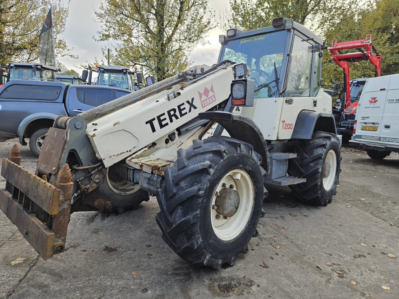 2006 Terex T200 - Teleskopski utovarivač na kotačima: slika 2006 Terex T200 - Teleskopski utovarivač na kotačima 2006 Terex T200 - Teleskopski utovarivač na kotačima: slika 2006 Terex T200 - Teleskopski utovarivač na kotačima