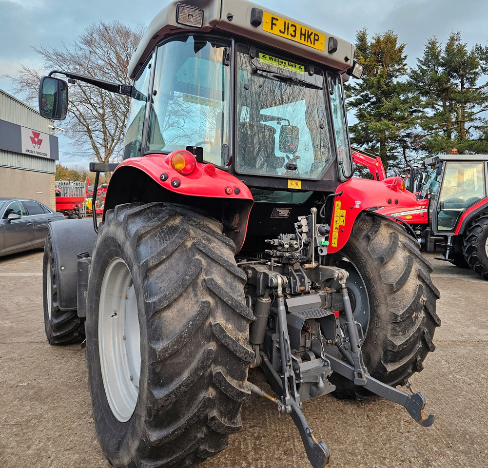 2013 MF 5440 4wd tractor, Very Nice. - Traktor: slika 2013 MF 5440 4wd tractor, Very Nice. - Traktor 2013 MF 5440 4wd tractor, Very Nice. - Traktor: slika 2013 MF 5440 4wd tractor, Very Nice. - Traktor
