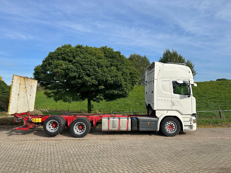 Scania R730 V8 FULL AIR-6X2-RETARDER- EUR6- - Kamion-šasija: slika Scania R730 V8 FULL AIR-6X2-RETARDER- EUR6- - Kamion-šasija Scania R730 V8 FULL AIR-6X2-RETARDER- EUR6- - Kamion-šasija: slika Scania R730 V8 FULL AIR-6X2-RETARDER- EUR6- - Kamion-šasija