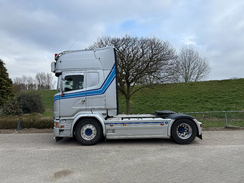 Scania R520 4X2-Retarder-EUR6- 2xTank NL Truck - Tegljač: slika Scania R520 4X2-Retarder-EUR6- 2xTank NL Truck - Tegljač Scania R520 4X2-Retarder-EUR6- 2xTank NL Truck - Tegljač: slika Scania R520 4X2-Retarder-EUR6- 2xTank NL Truck - Tegljač