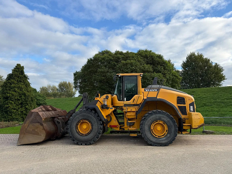 Volvo L180H CDC First Owner orginal Good Tyres - Utovarivač na kotačima: slika Volvo L180H CDC First Owner orginal Good Tyres - Utovarivač na kotačima Volvo L180H CDC First Owner orginal Good Tyres - Utovarivač na kotačima: slika Volvo L180H CDC First Owner orginal Good Tyres - Utovarivač na kotačima