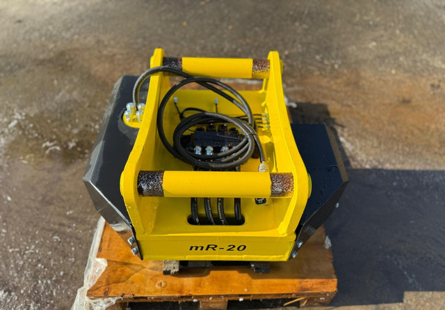 Bager gusjeničar LiebherrR920 Compact + Marttiini: slika Bager gusjeničar LiebherrR920 Compact + Marttiini Bager gusjeničar LiebherrR920 Compact + Marttiini: slika Bager gusjeničar LiebherrR920 Compact + Marttiini