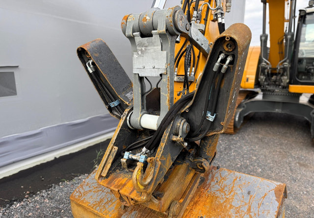 Bager gusjeničar LiebherrR920 Compact + Marttiini: slika Bager gusjeničar LiebherrR920 Compact + Marttiini Bager gusjeničar LiebherrR920 Compact + Marttiini: slika Bager gusjeničar LiebherrR920 Compact + Marttiini