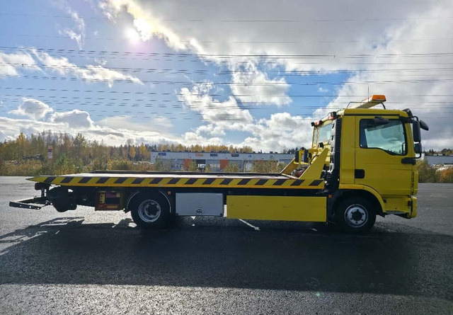 Kamion za vuču MANTGL 8.180 4x2 Wilhelm Wellmeyer: slika Kamion za vuču MANTGL 8.180 4x2 Wilhelm Wellmeyer Kamion za vuču MANTGL 8.180 4x2 Wilhelm Wellmeyer: slika Kamion za vuču MANTGL 8.180 4x2 Wilhelm Wellmeyer