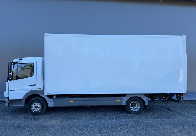 Mercedes-BenzAtego kaappi + perälauta - Kamion sandučar: slika Mercedes-BenzAtego kaappi + perälauta - Kamion sandučar Mercedes-BenzAtego kaappi + perälauta - Kamion sandučar: slika Mercedes-BenzAtego kaappi + perälauta - Kamion sandučar