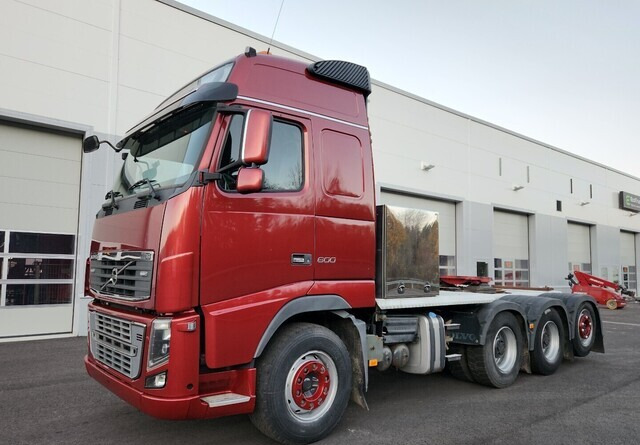 Volvo FH16 600 8x4 - Tegljač: slika Volvo FH16 600 8x4 - Tegljač Volvo FH16 600 8x4 - Tegljač: slika Volvo FH16 600 8x4 - Tegljač