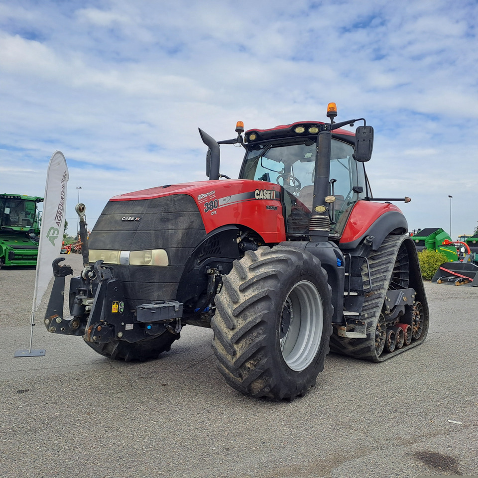 CASE IH 380 MAGNUM CVX - Traktor: slika CASE IH 380 MAGNUM CVX - Traktor CASE IH 380 MAGNUM CVX - Traktor: slika CASE IH 380 MAGNUM CVX - Traktor