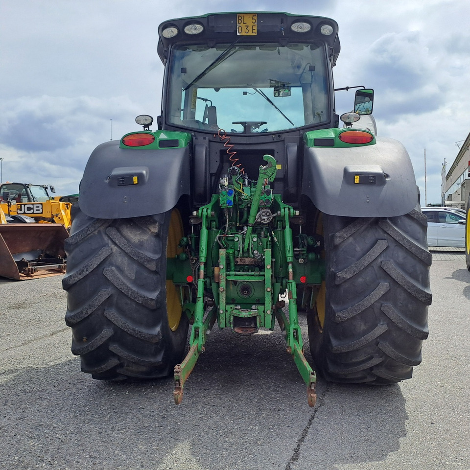 JOHN DEERE 6210R - Traktor: slika JOHN DEERE 6210R - Traktor JOHN DEERE 6210R - Traktor: slika JOHN DEERE 6210R - Traktor