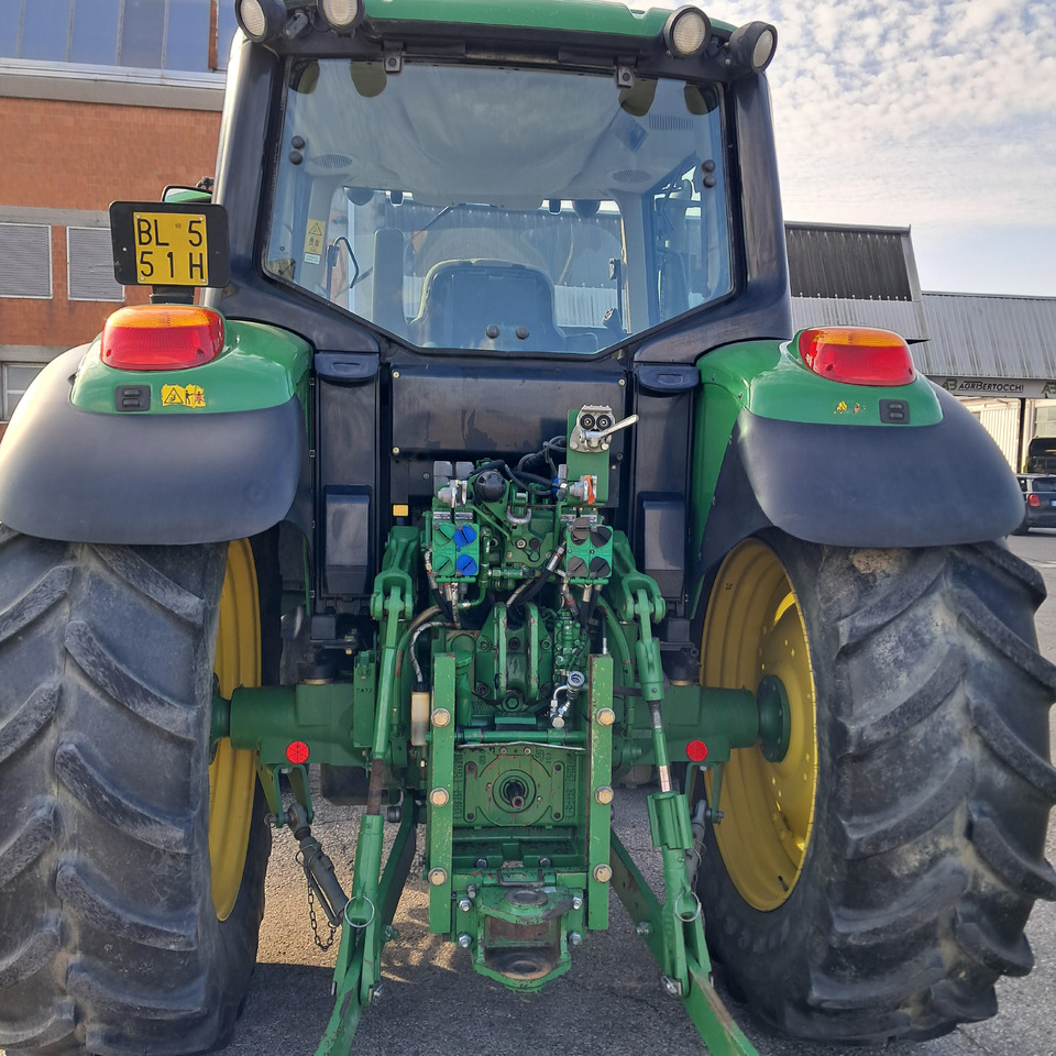 JOHN DEERE 6230 - Traktor: slika  JOHN DEERE 6230 - Traktor JOHN DEERE 6230 - Traktor: slika  JOHN DEERE 6230 - Traktor