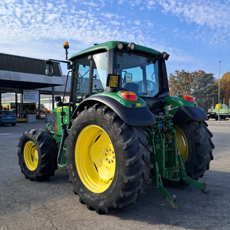 JOHN DEERE 6230 - Traktor: slika  JOHN DEERE 6230 - Traktor JOHN DEERE 6230 - Traktor: slika  JOHN DEERE 6230 - Traktor