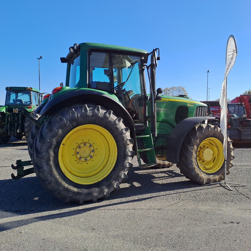JOHN DEERE 6820 - ASTA AGRIBERTOCCHI - Traktor: slika JOHN DEERE 6820 - ASTA AGRIBERTOCCHI - Traktor JOHN DEERE 6820 - ASTA AGRIBERTOCCHI - Traktor: slika JOHN DEERE 6820 - ASTA AGRIBERTOCCHI - Traktor