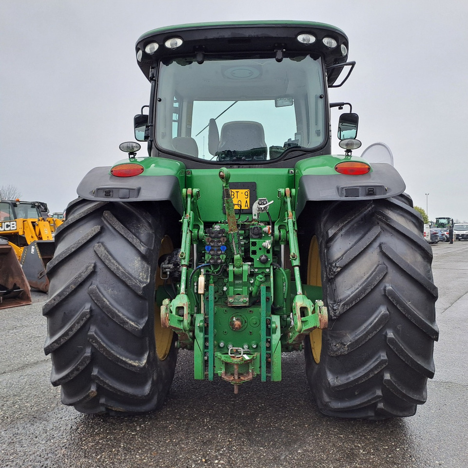 JOHN DEERE 7230R - ASTA AGRIBERTOCCHI - Traktor: slika JOHN DEERE 7230R - ASTA AGRIBERTOCCHI - Traktor JOHN DEERE 7230R - ASTA AGRIBERTOCCHI - Traktor: slika JOHN DEERE 7230R - ASTA AGRIBERTOCCHI - Traktor